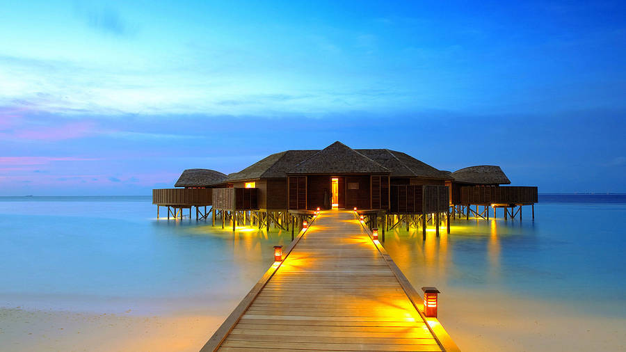 Beautiful Scenery Overwater Nipa Huts Wallpaper