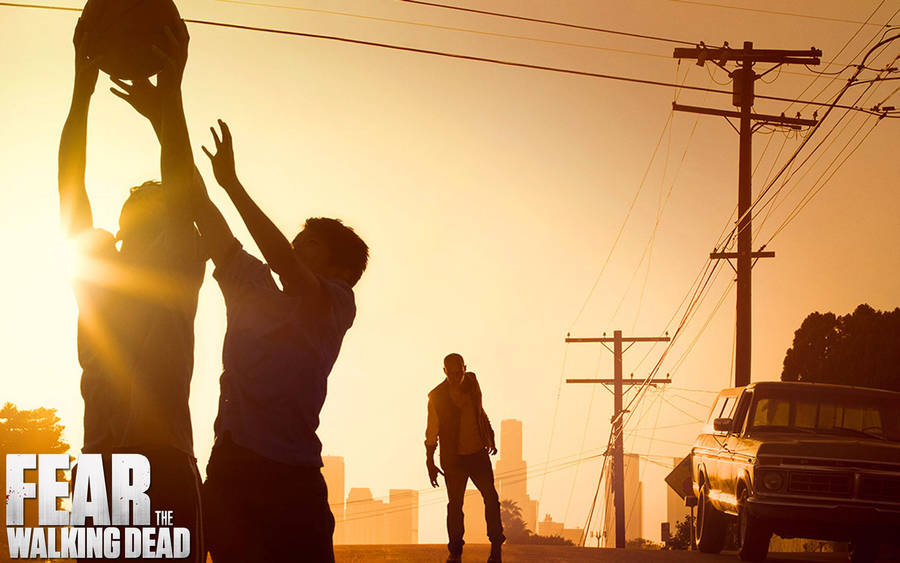 Beginning Of The End Fear The Walking Dead Wallpaper