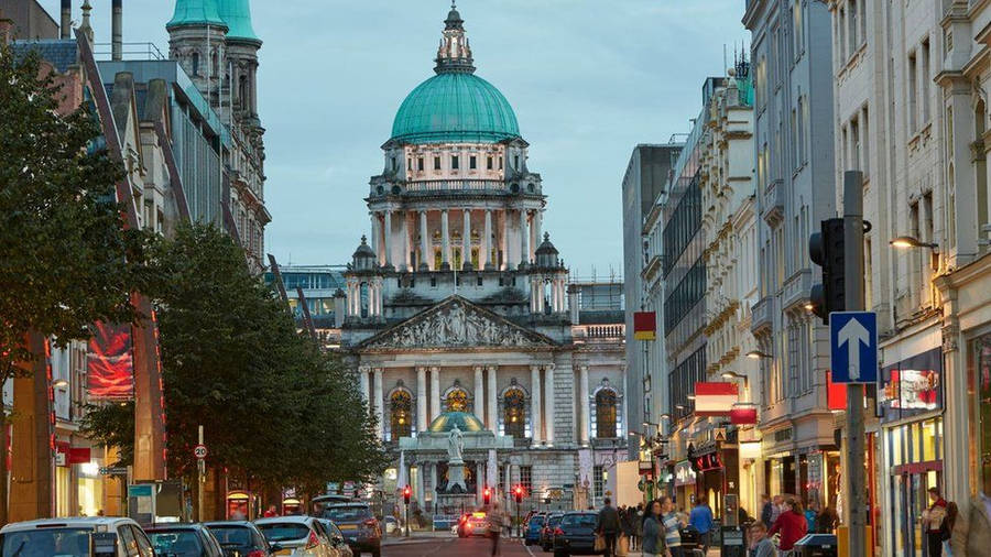 Belfast City Hall Illuminated At Dusk Wallpaper