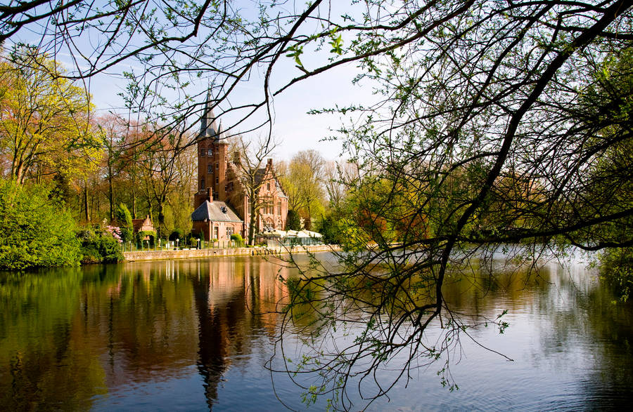 Belgium Castle Pond Wallpaper