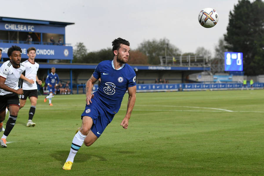 Ben Chilwell Running After A Ball Wallpaper