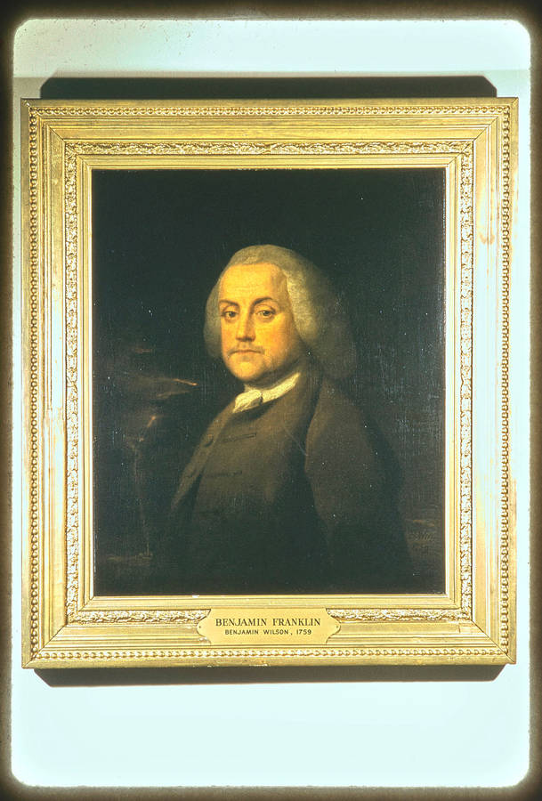 Benjamin Franklin Painting With Gold Frame Wallpaper