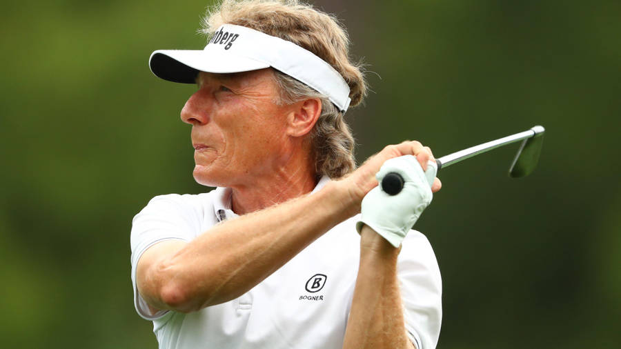 Bernhard Langer All-white Wallpaper