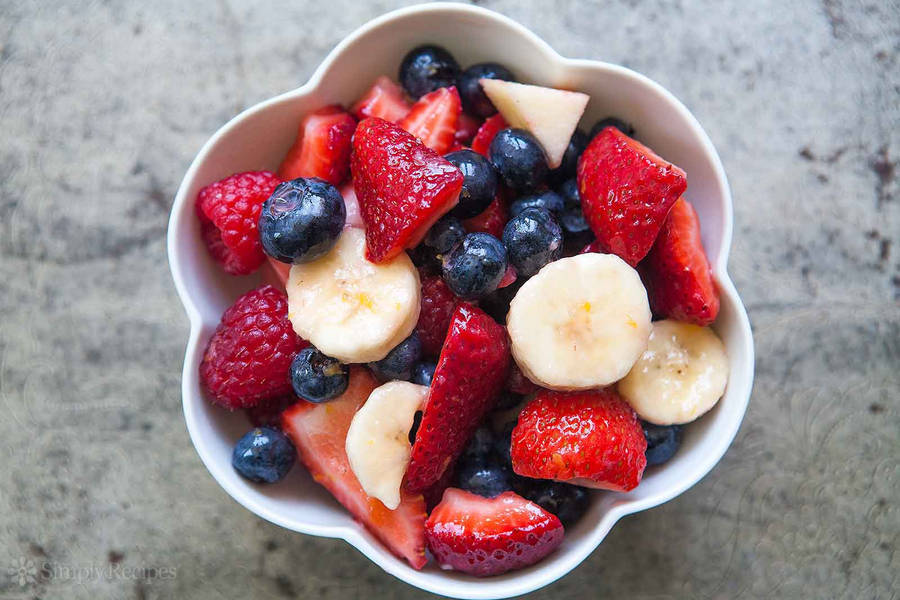 Berries And Banana Salad Wallpaper