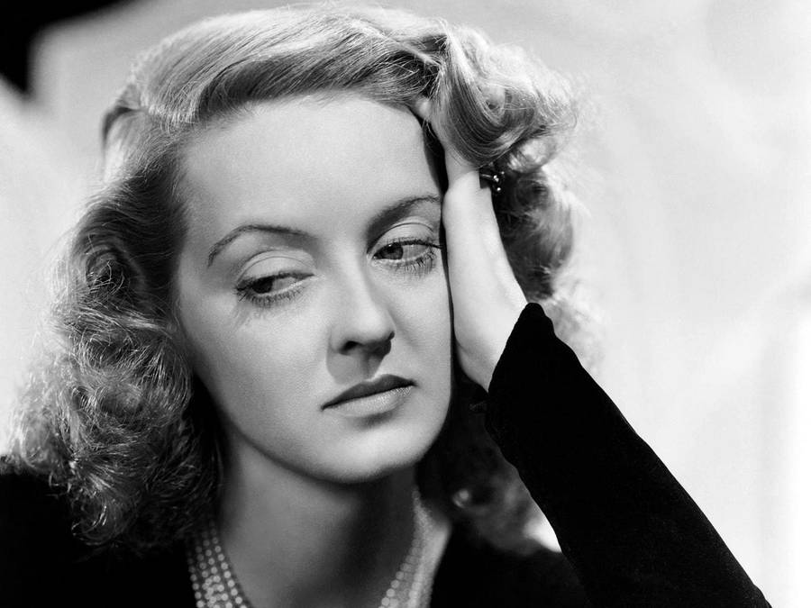 Bette Davis With Serious Face Wallpaper