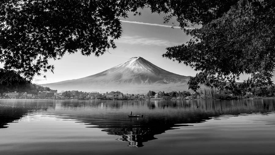 Black And White Art Lake Wallpaper