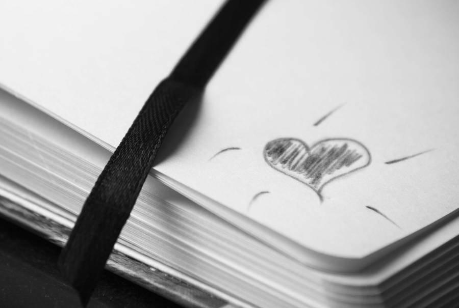 Black And White Heart On Journal Wallpaper