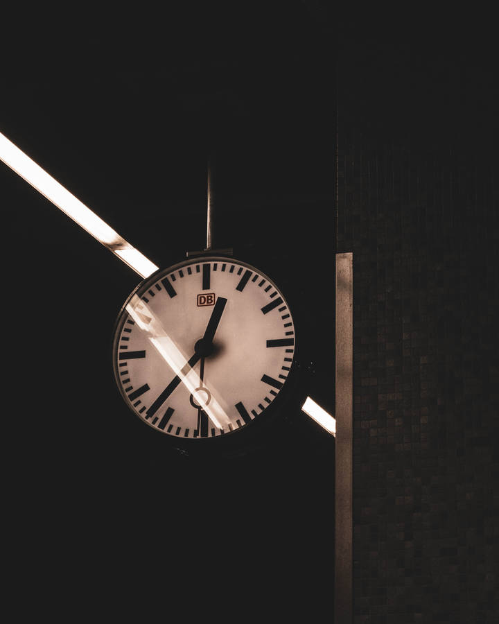 Black Clock On Wall Wallpaper