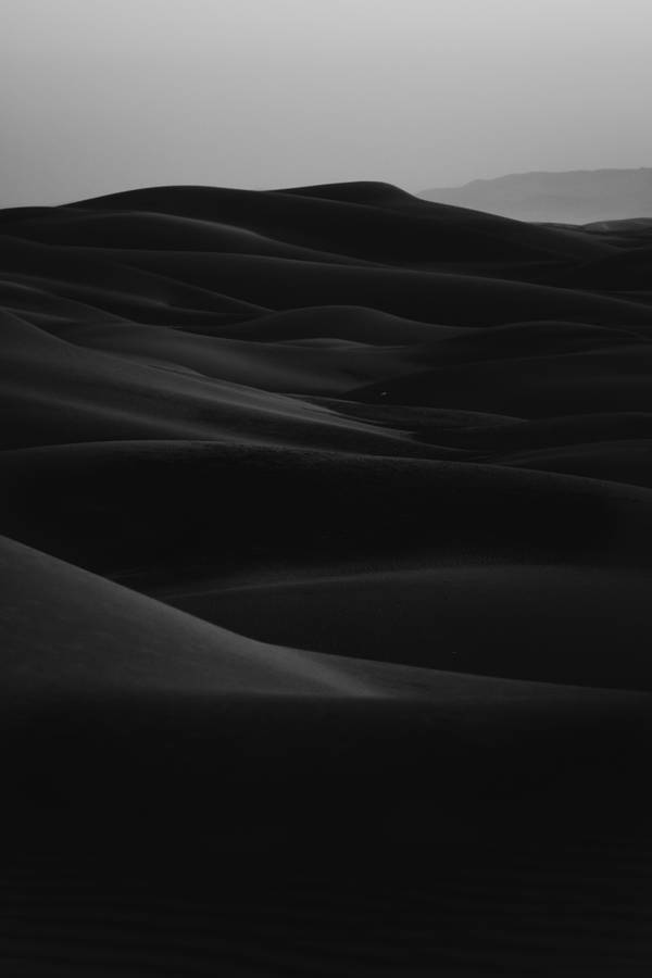 Black Iphone Dunes Wallpaper