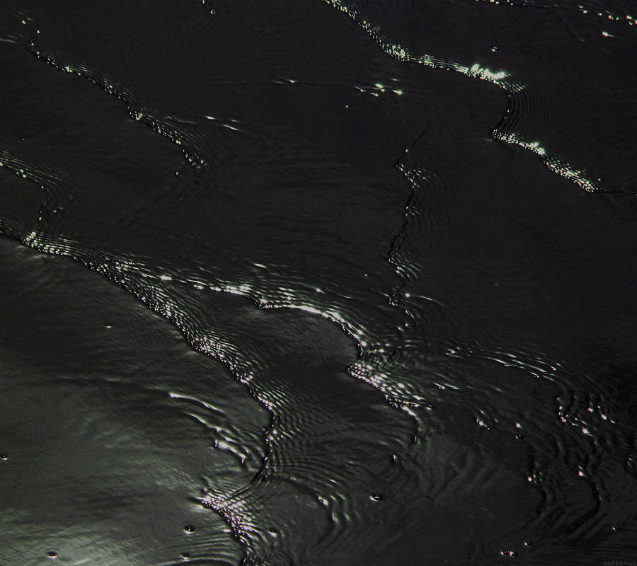 Black Rippling Water Wallpaper