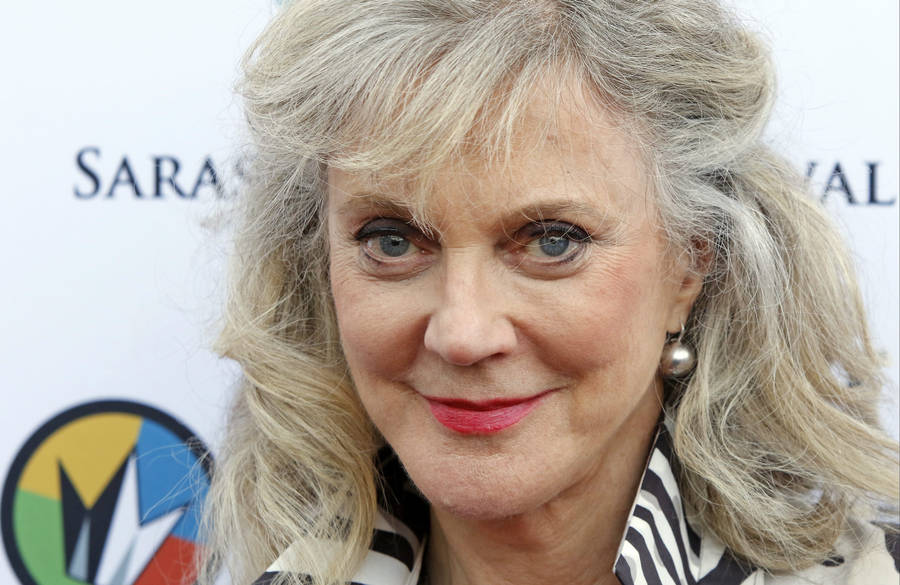 Blythe Danner Pearl Earrings Wallpaper