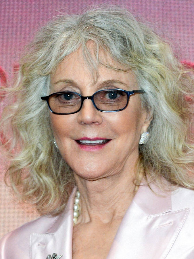 Blythe Danner Sunglass Wallpaper