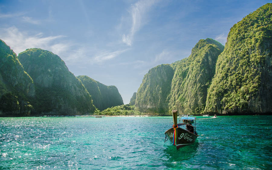 Boat Going To Maya Bay Tropical Desktop Wallpaper