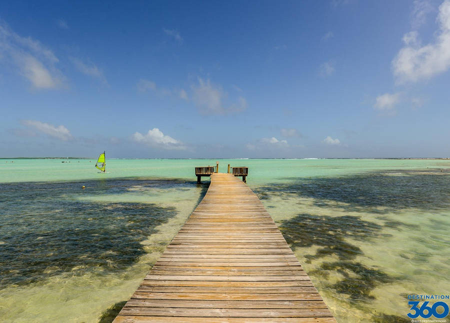 Bonaire Pathway In Sea Wallpaper