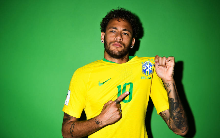 Brazil National Football Team Neymar Flexing Jersey Wallpaper