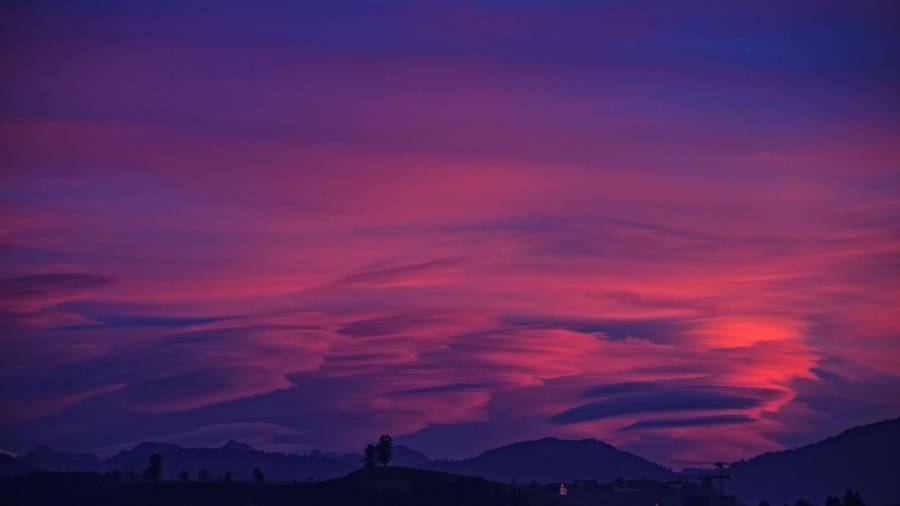 Brilliant Pink Cloud Wallpaper