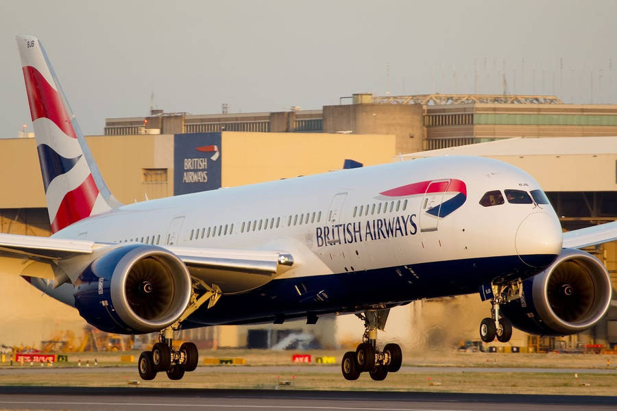 British Airways Boeing 787-8 Dreamliner Takeoff Wallpaper