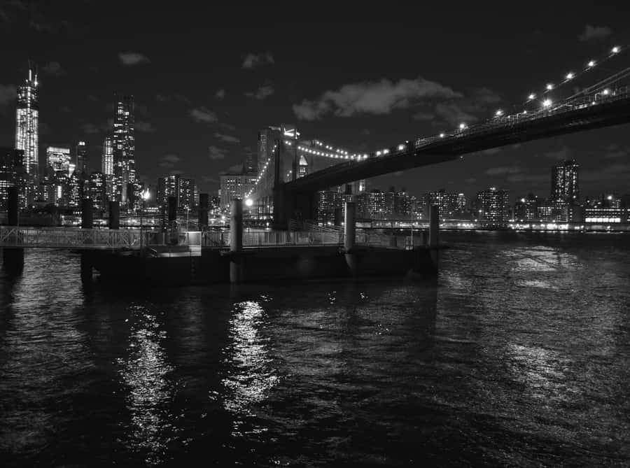 Brooklyn Bridge At Night Wallpaper
