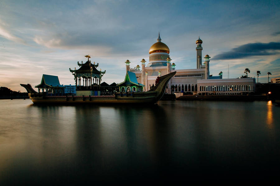 Brunei At Dusk Wallpaper