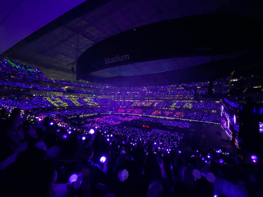 Bts Concert With The Purple Ocean Wallpaper