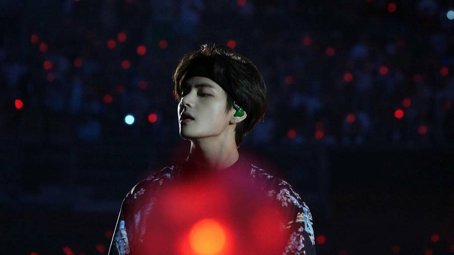 Bts Tae Hyung Sharp Jawline Wallpaper