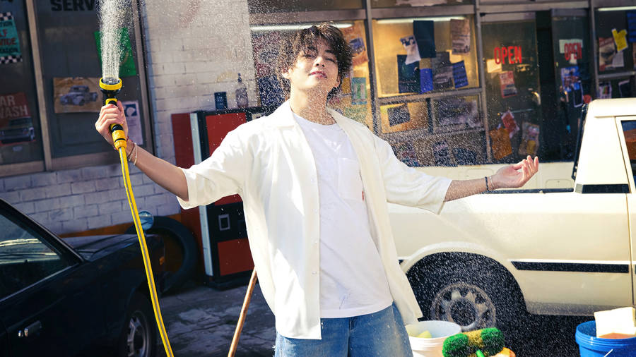 Bts V As Car Wash Cutie Wallpaper