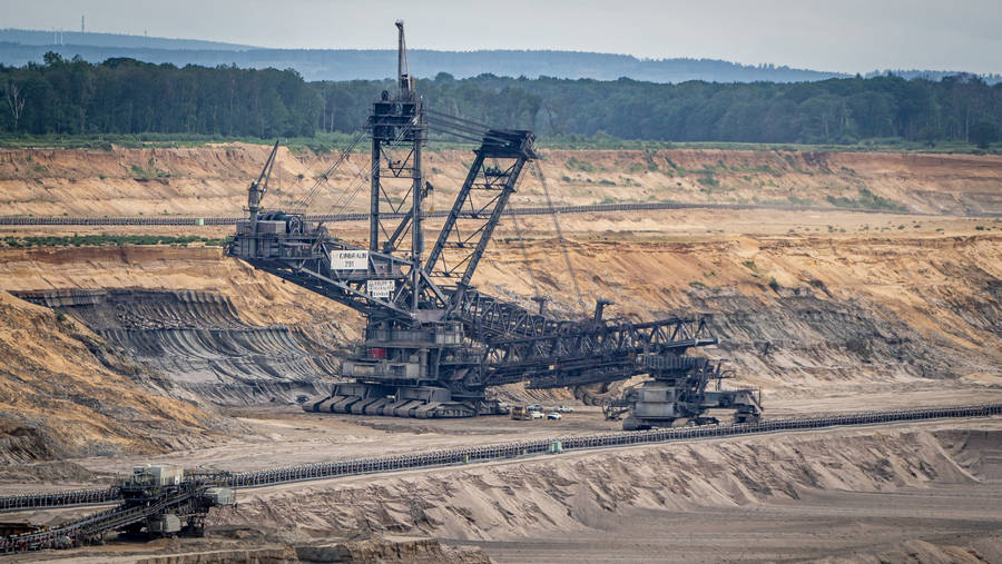 Bucket Wheel Excavator Mining Machine Wallpaper