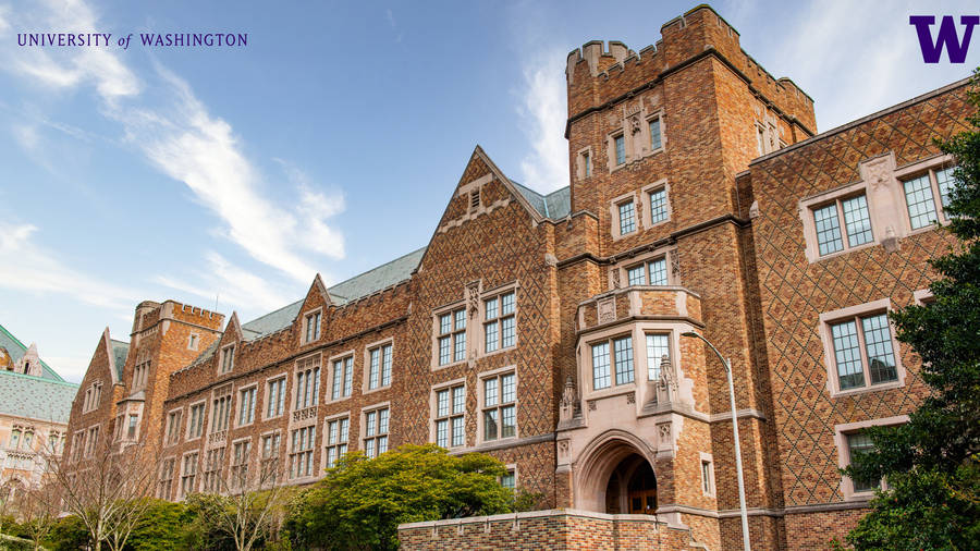 Building At University Of Washington Wallpaper