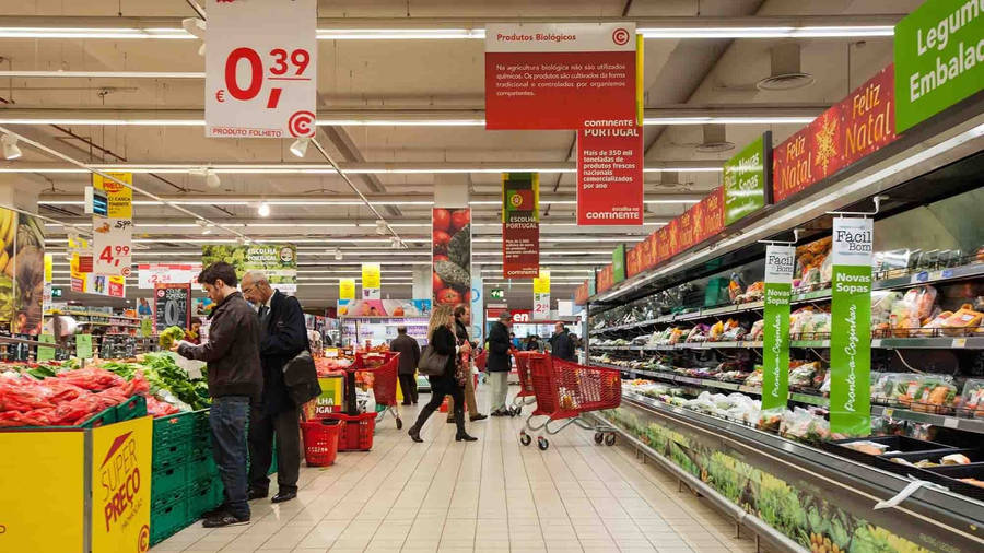 Busy Grocery Store Wallpaper