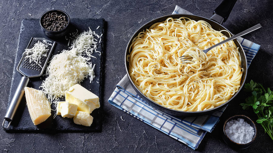 Cacio E Pepe With High Quality Parmesan Wallpaper