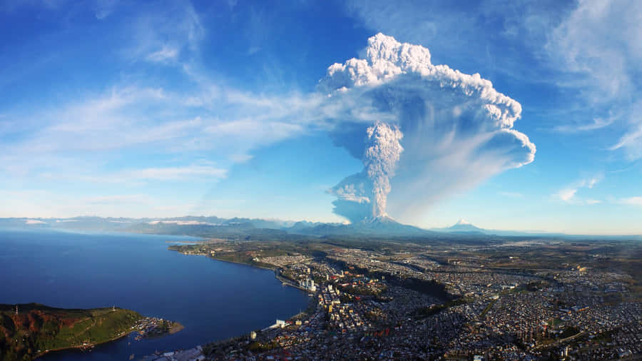 Calbuco Volcano Eruption, Southern Chile Wallpaper