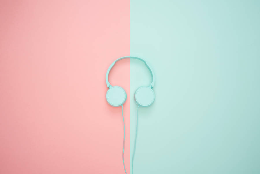 Calm Aesthetic Headphones Wallpaper