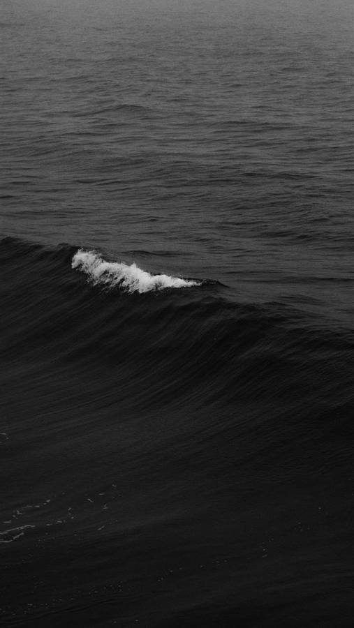 Calm Sea Waves Iphone Dark Wallpaper