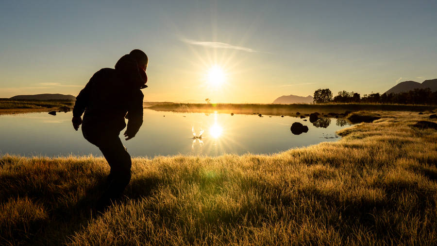 Calming Stone Skipping Activity Wallpaper