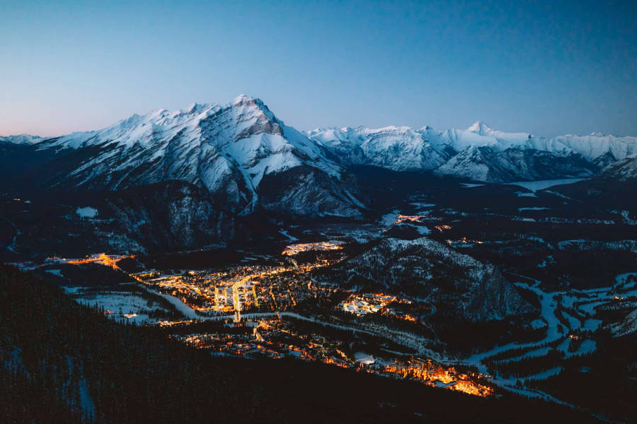 Canada Tunnel Mountain Wallpaper