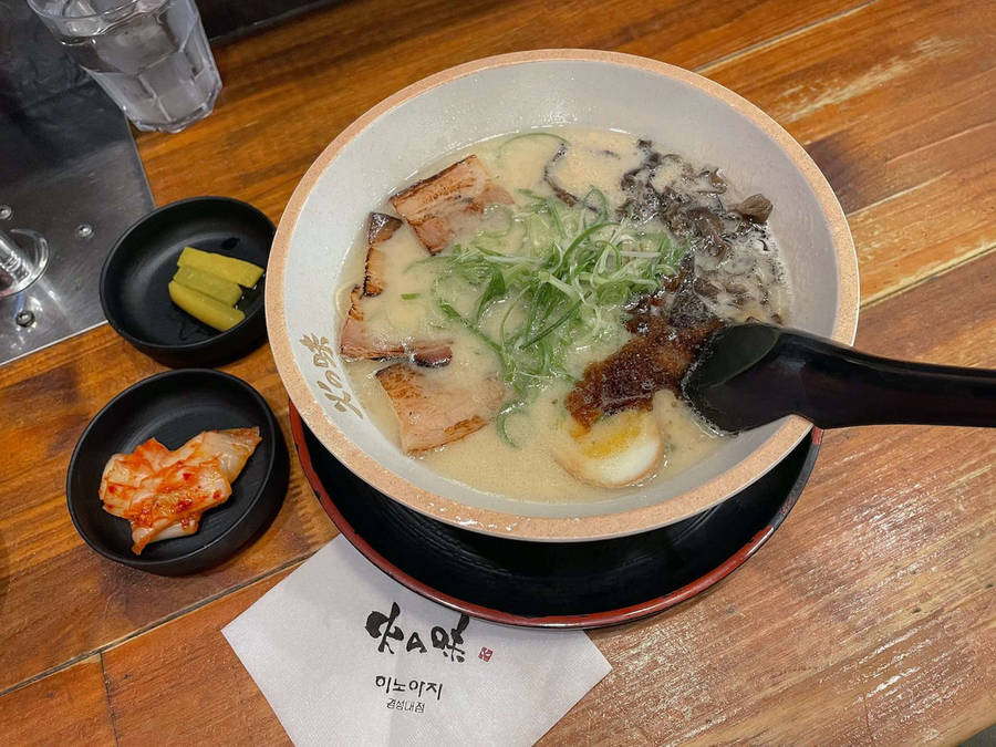 Caption: Delicious Hakata Ramen With Creamy Broth Wallpaper