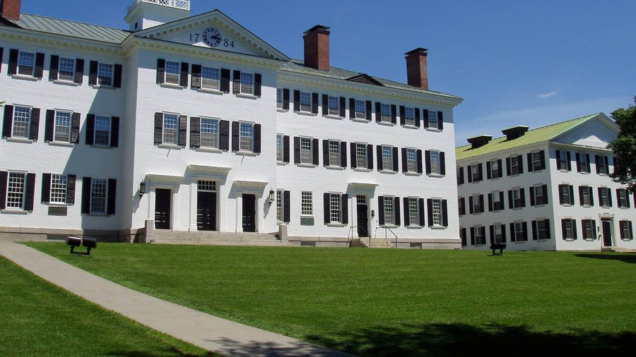 Caption: Impressive Facade Of Dartmouth College Hall. Wallpaper