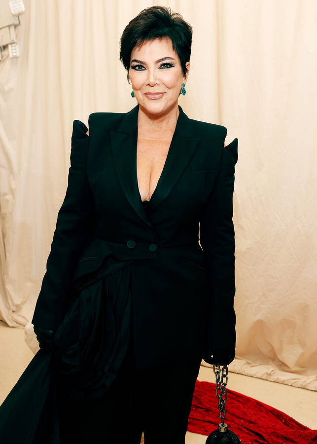 Caption: Kris Jenner At The Met Gala 2021 Wallpaper