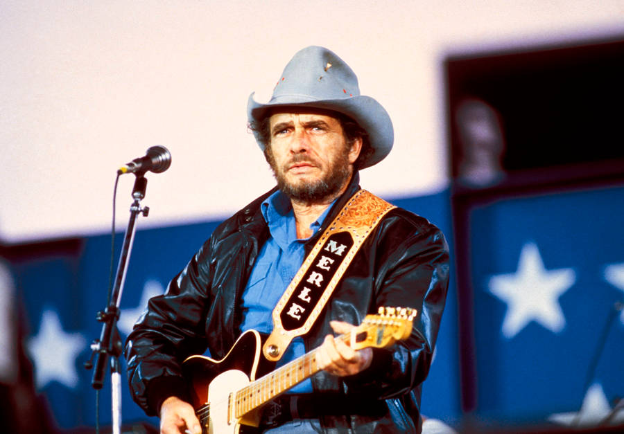 Caption: Legendary Country Music Icon, Merle Haggard Wallpaper