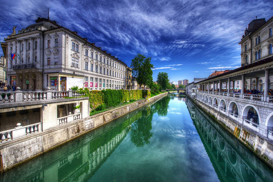 Caption: Ljubljana Castle At Sunset, Slovenia Wallpaper