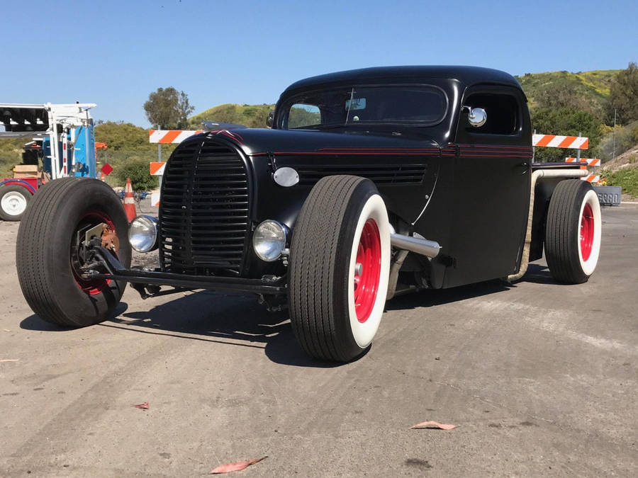 Caption: Vintage Charm: 1939 Modified Old Ford Truck Wallpaper