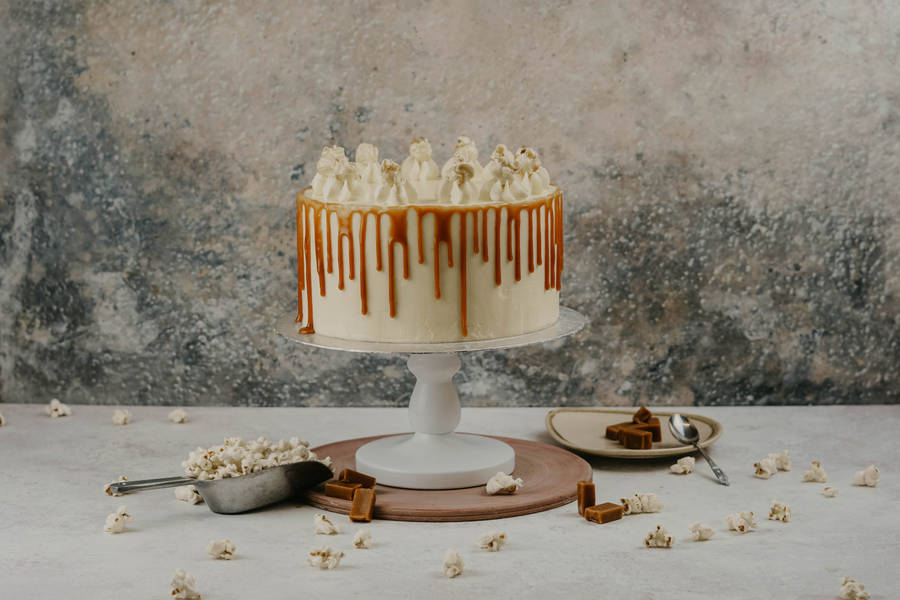 Caramel Popcorn Cake Wallpaper