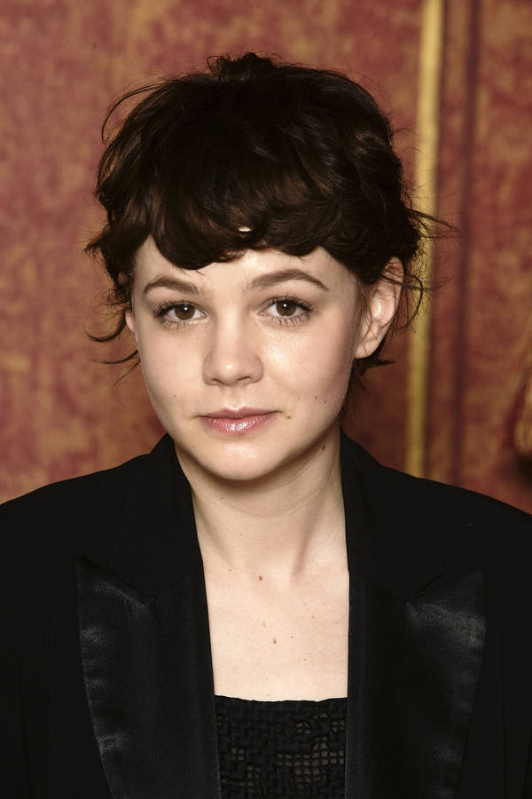 Carey Mulligan Black Hair Wallpaper