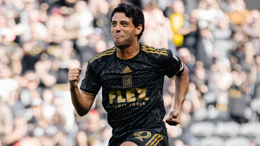 Carlos Vela Los Angeles Fc Awkward Running Wallpaper