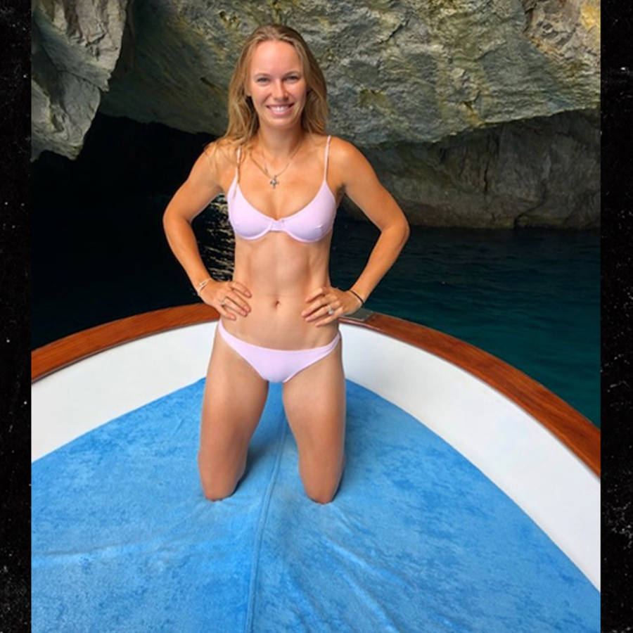 Caroline Wozniacki In Pink Bikini Wallpaper