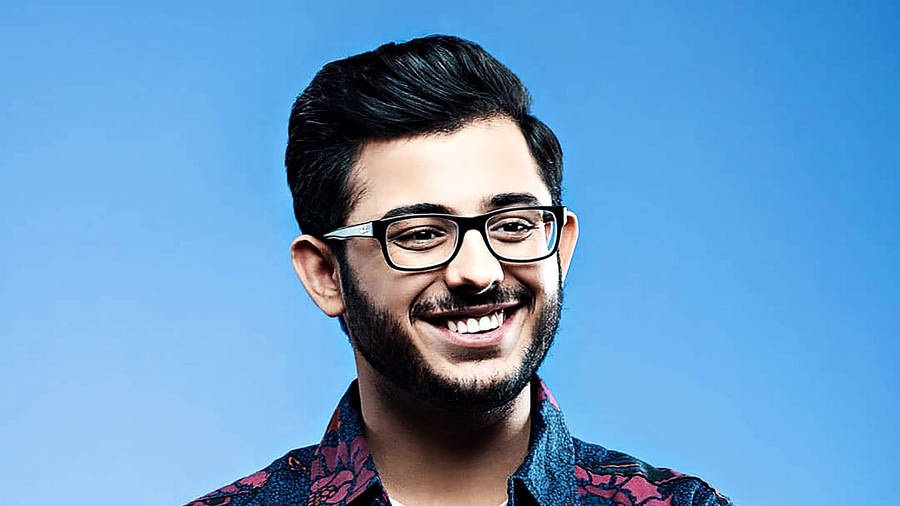 Carryminati Smiling Portrait Wallpaper