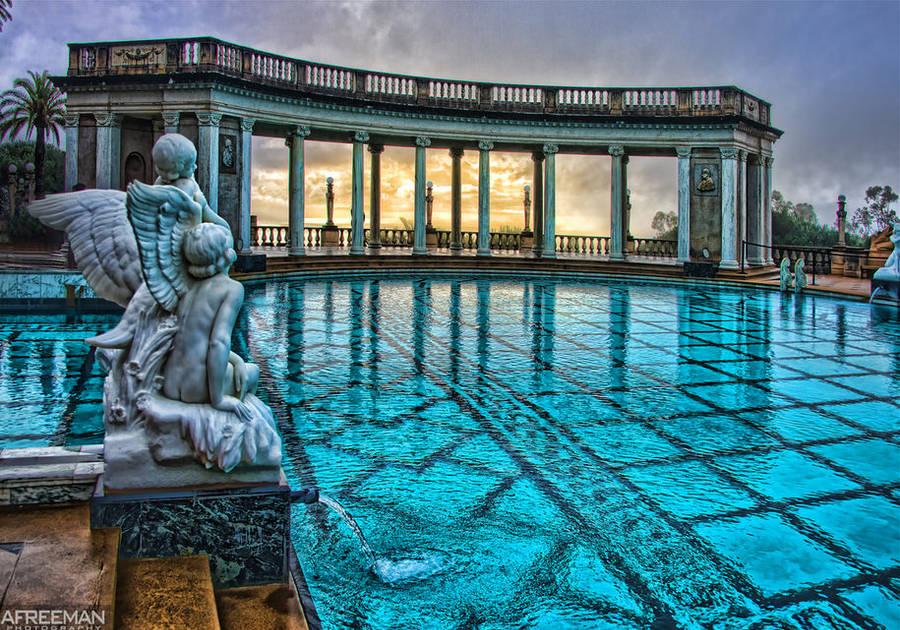 Cassou Statue Beside Hearst Castle's Neptune Pool Wallpaper