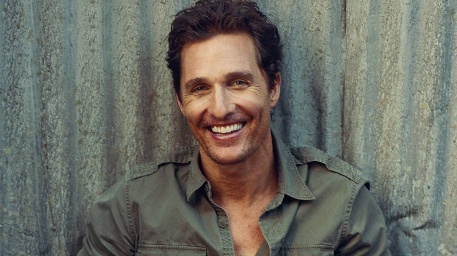 Casual Look For Matthew Mcconaughey Wallpaper