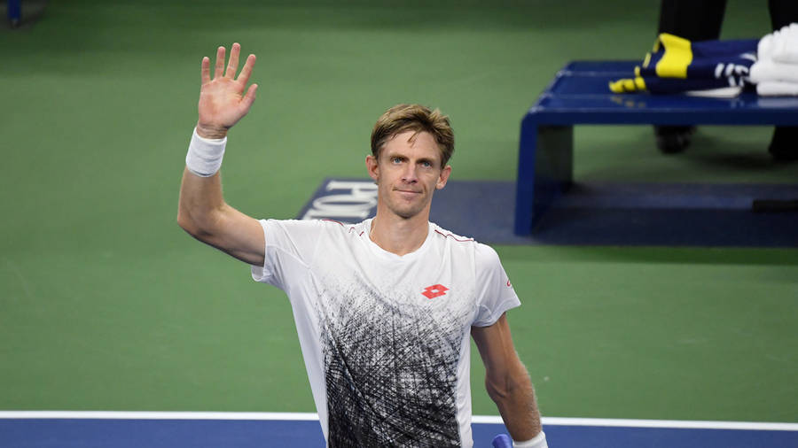 Celebrated Tennis Player Kevin Anderson Acknowledging His Fans Wallpaper