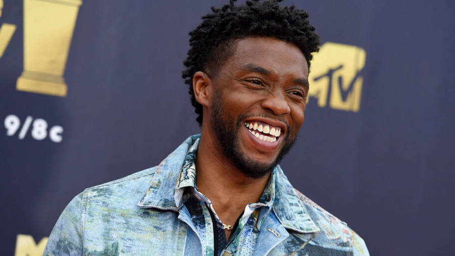 Chadwick Boseman Music Television Show Wallpaper